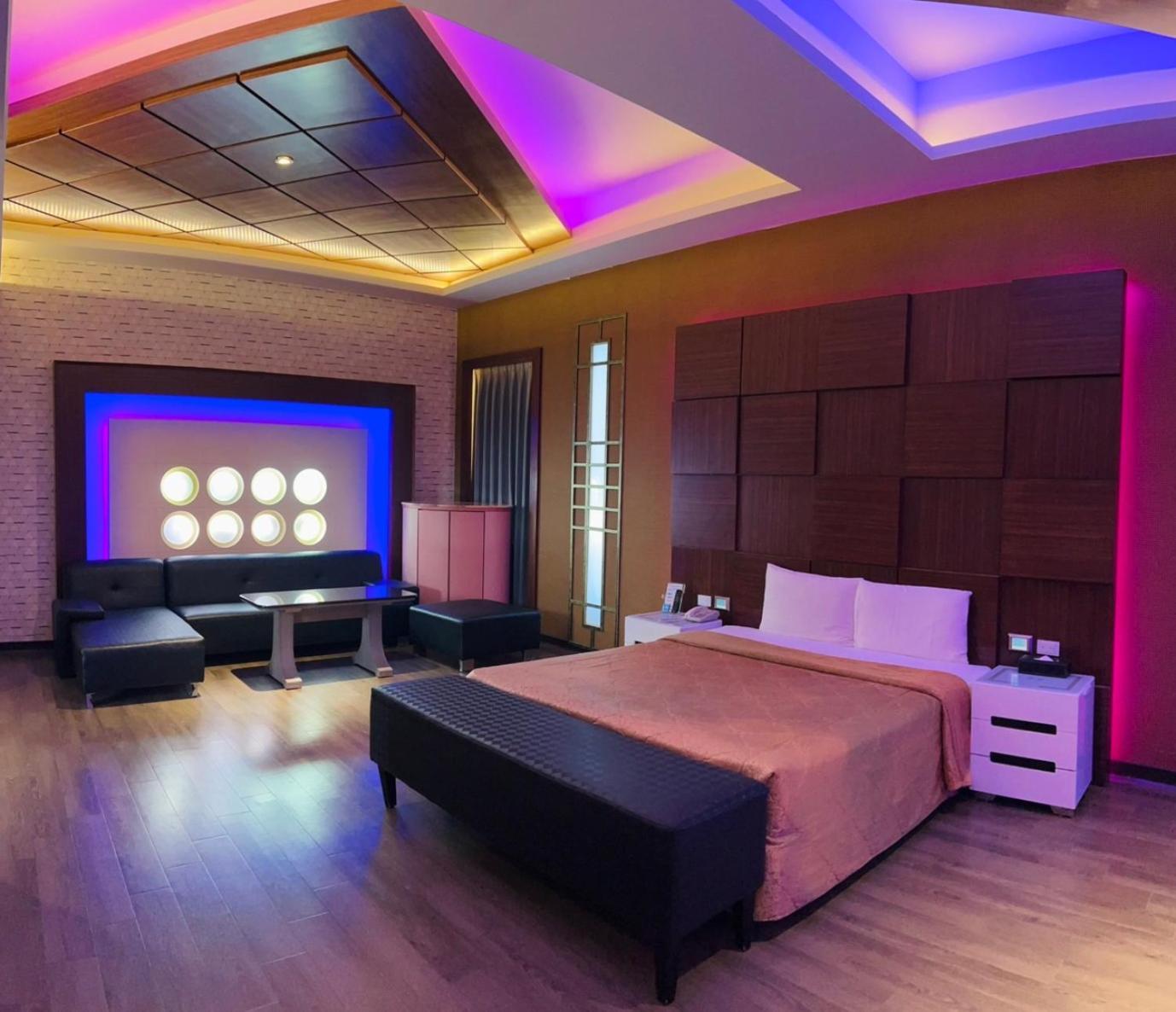 Wei Feng Exquisite Motel Pintung Branch Pingtung Dış mekan fotoğraf