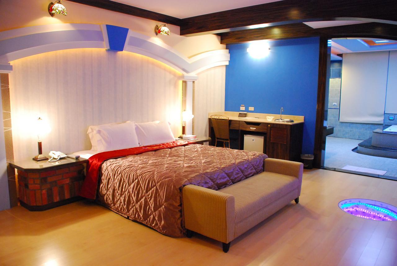 Wei Feng Exquisite Motel Pintung Branch Pingtung Dış mekan fotoğraf